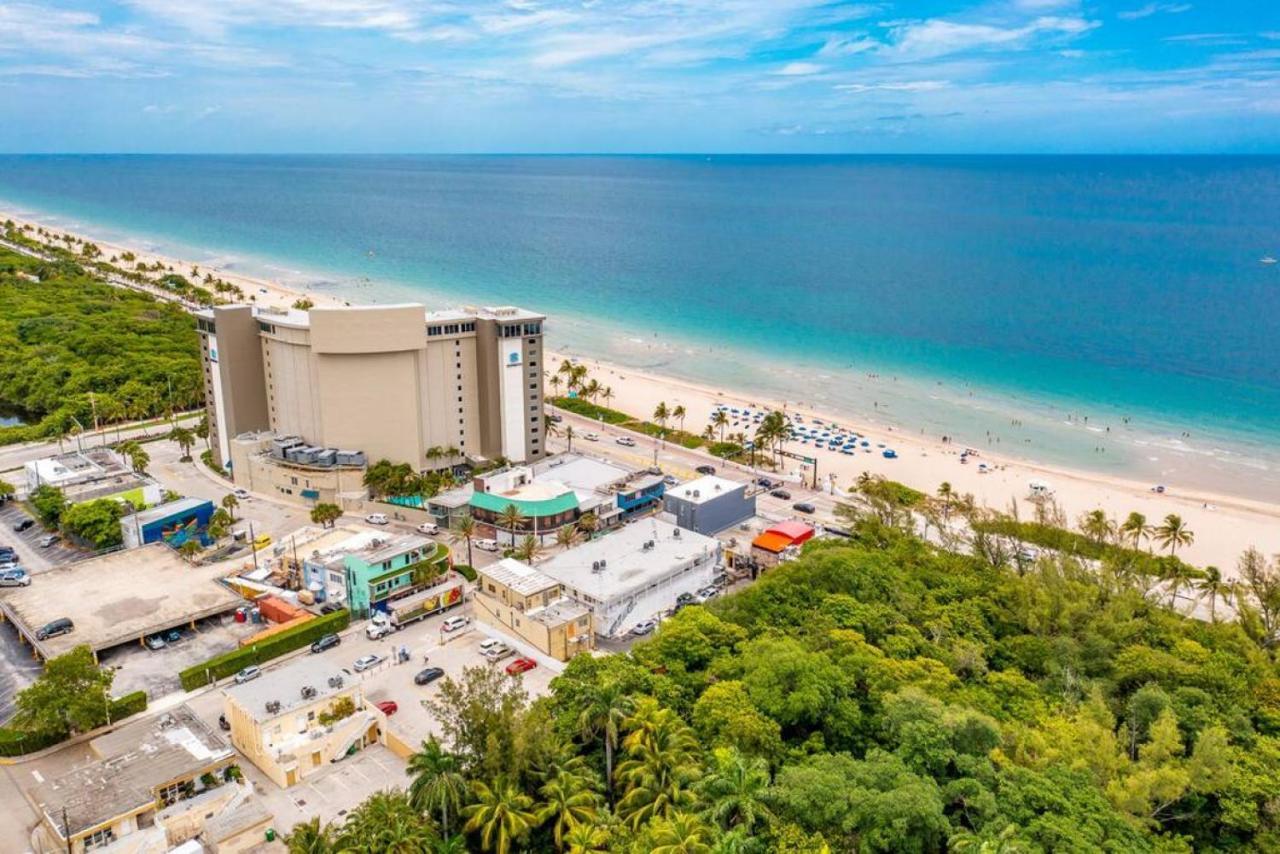 The Purple Pelican Beachfront With Ocean Balcony Unit 1 Fort Lauderdale Extérieur photo
