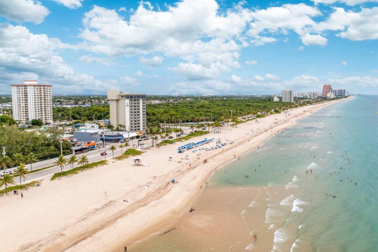 The Purple Pelican Beachfront With Ocean Balcony Unit 1 Fort Lauderdale Extérieur photo