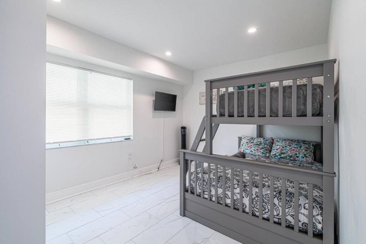 The Purple Pelican Beachfront With Ocean Balcony Unit 1 Fort Lauderdale Extérieur photo